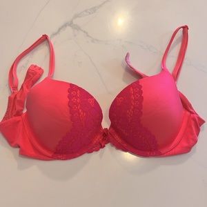 Victoria Secret Padded push up bra